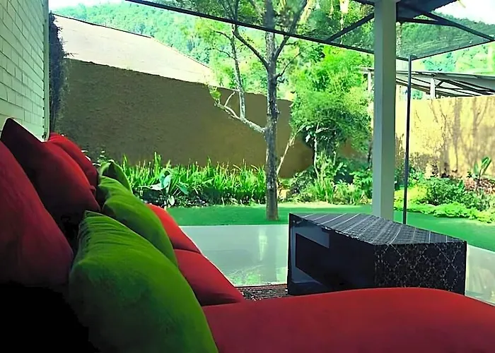 Hotel Winaposa 3*